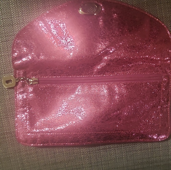Sorial New York Metallic Pink Wristlet Wallet - Picture 3 of 8